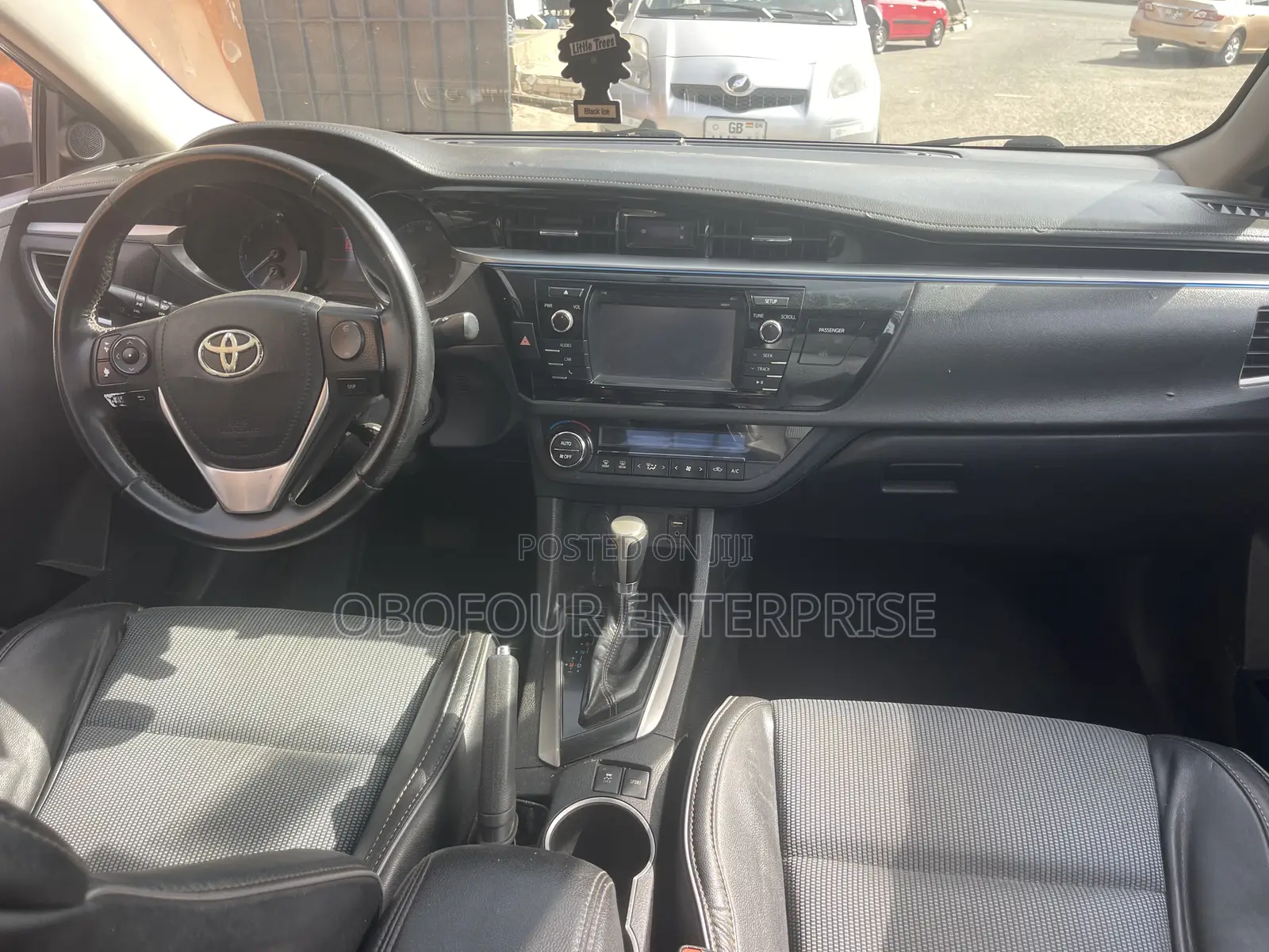 Toyota Corolla S 4dr Sedan (1.8L 4cyl CVT) 2015 Gray