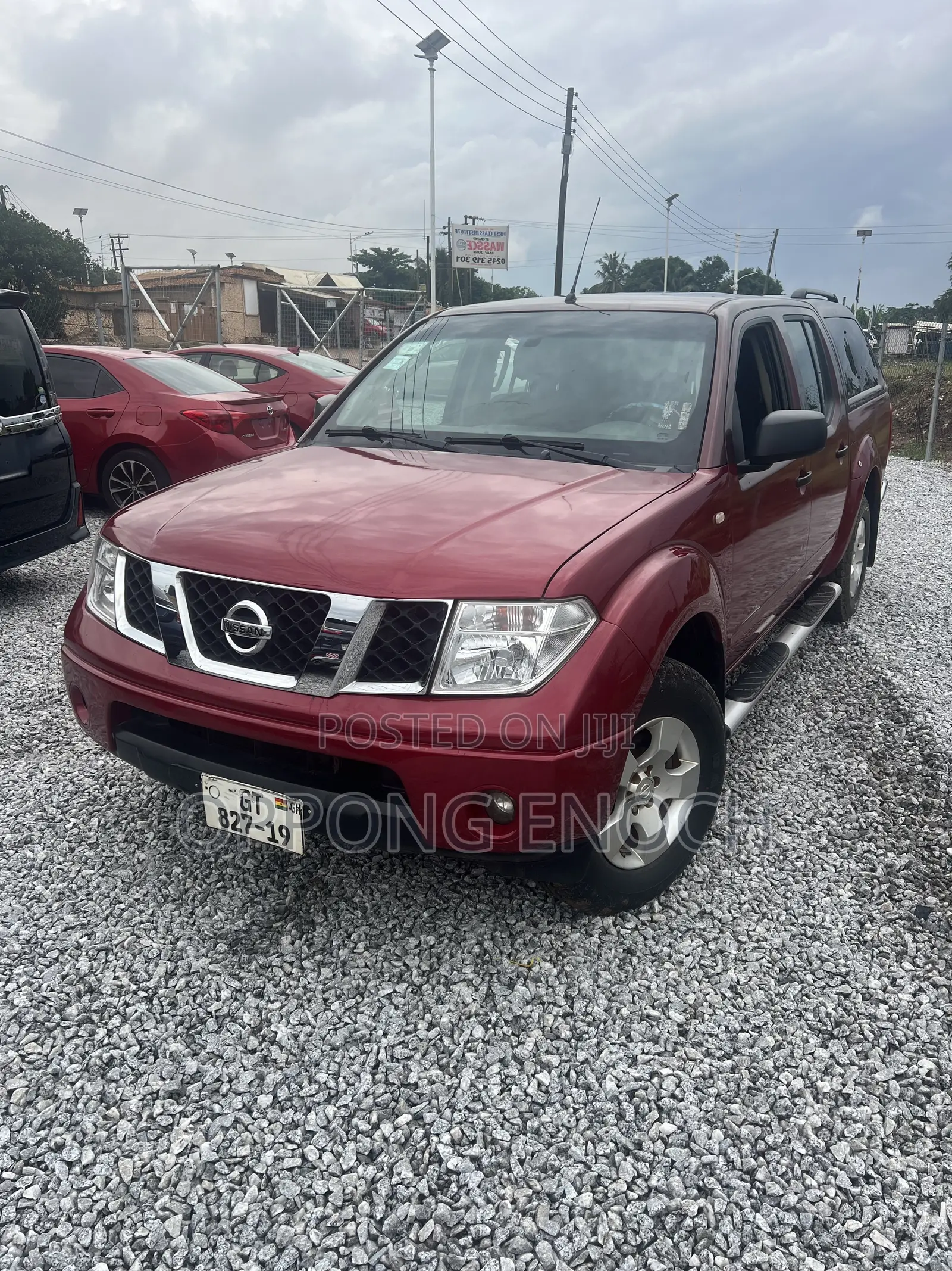 Nissan Navara 2014 Red