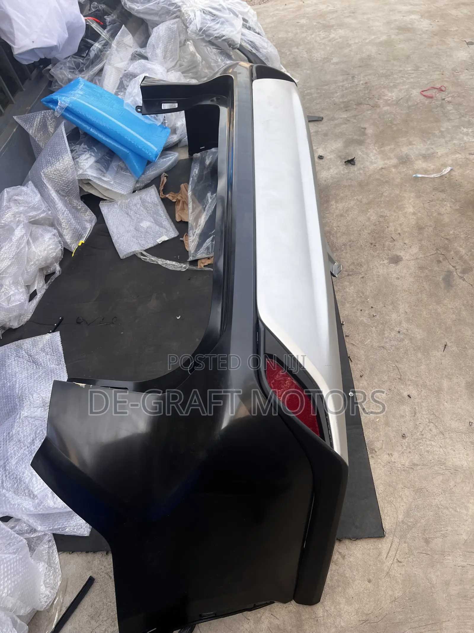 Highlander 20 Back Bumper (Normal)