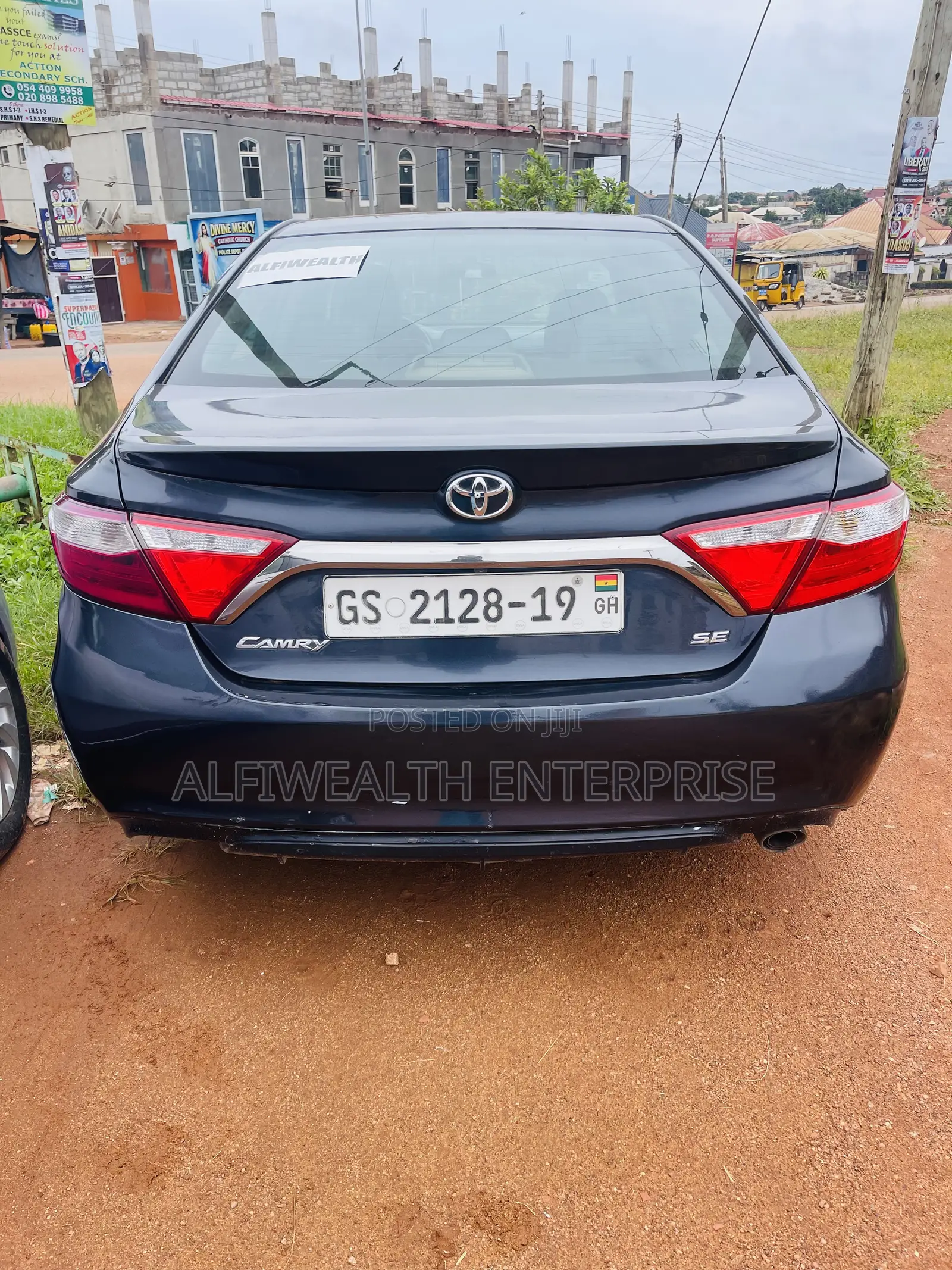 Toyota Camry 2016 Blue
