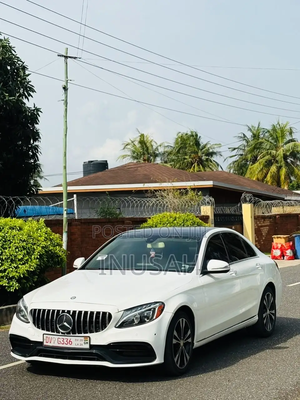 Mercedes-Benz C300 Sport 4Matic Sedan AWD (2.0L 4cyll 7A) 2016 White