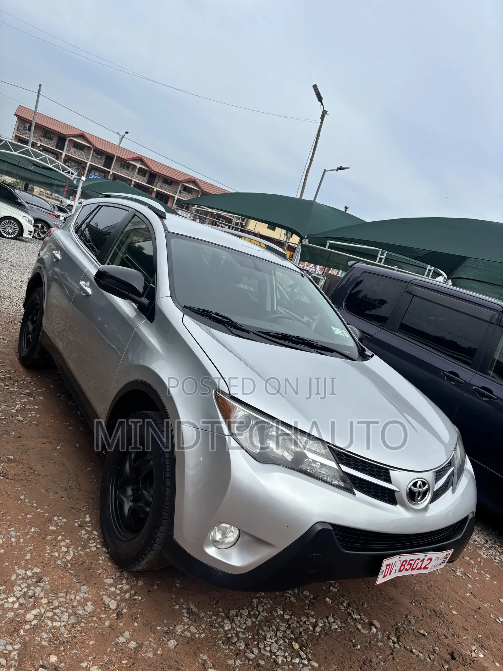 Toyota RAV4 LE AWD (2.5L 4cyl 6A) 2016 Silver
