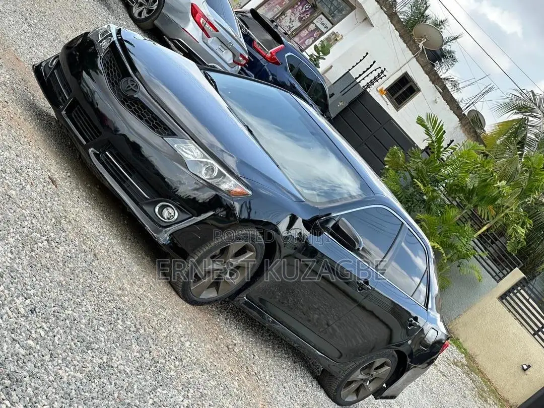 Toyota Camry 2014 Black