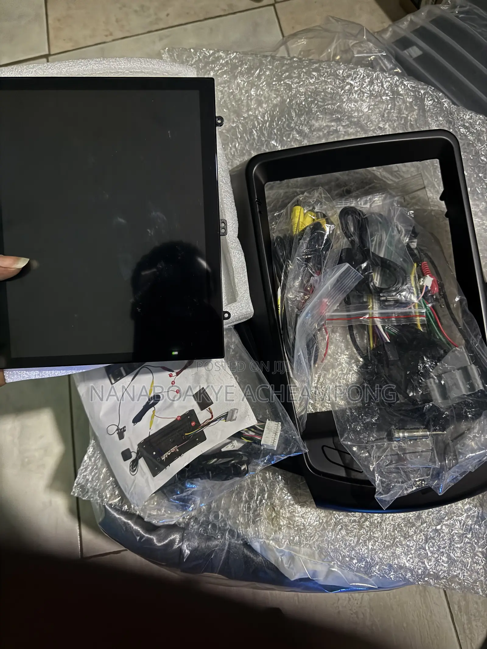 Vertical Touchscreen Car Stereo