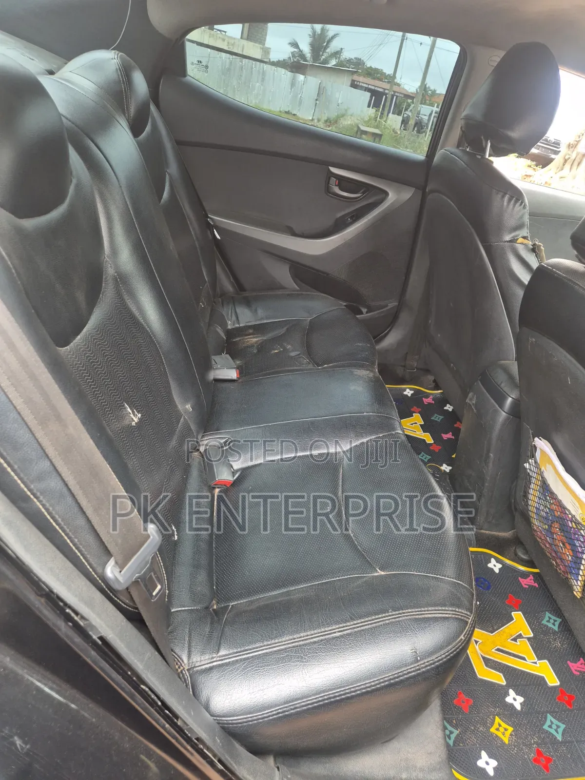 Hyundai Avante 2012 Black