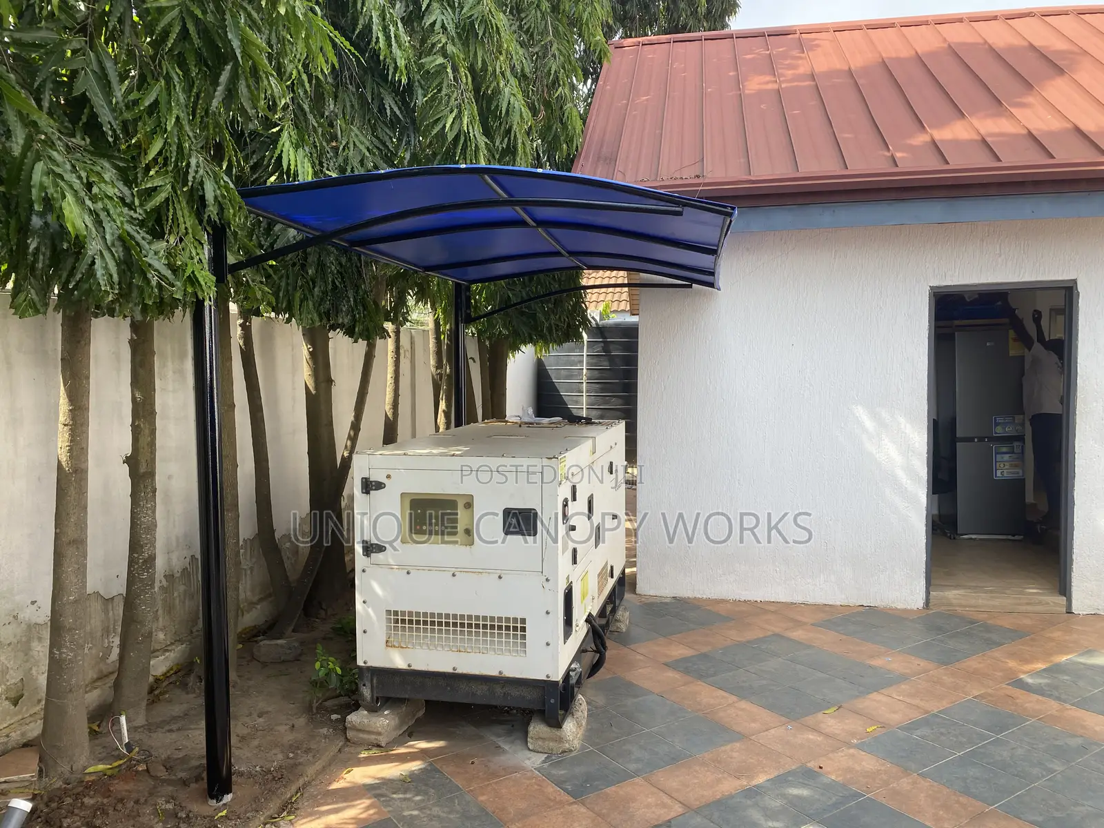 Generator Shade Master