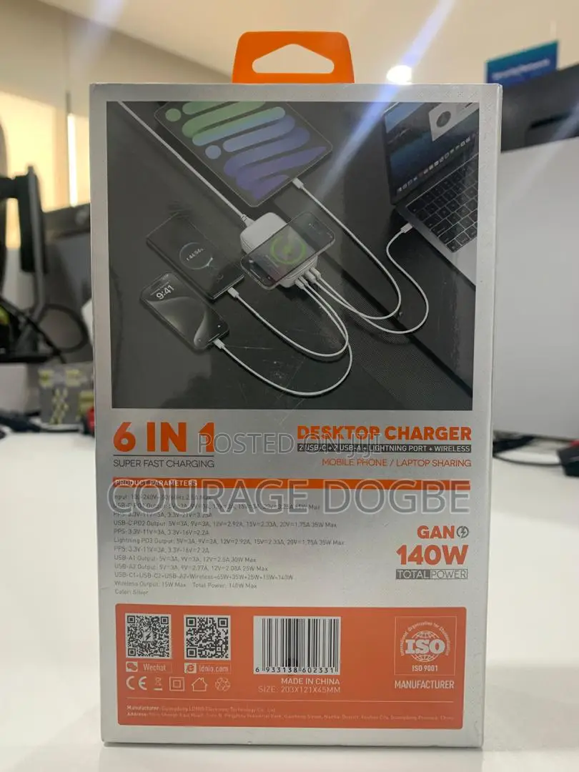 6 in 1 Desktop Fast Charger With Wireless Charging