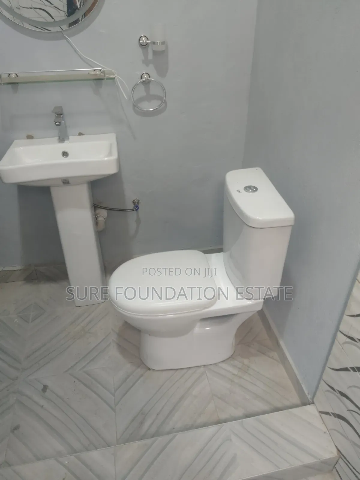 2bdrm Apartment in Dansoman for rent