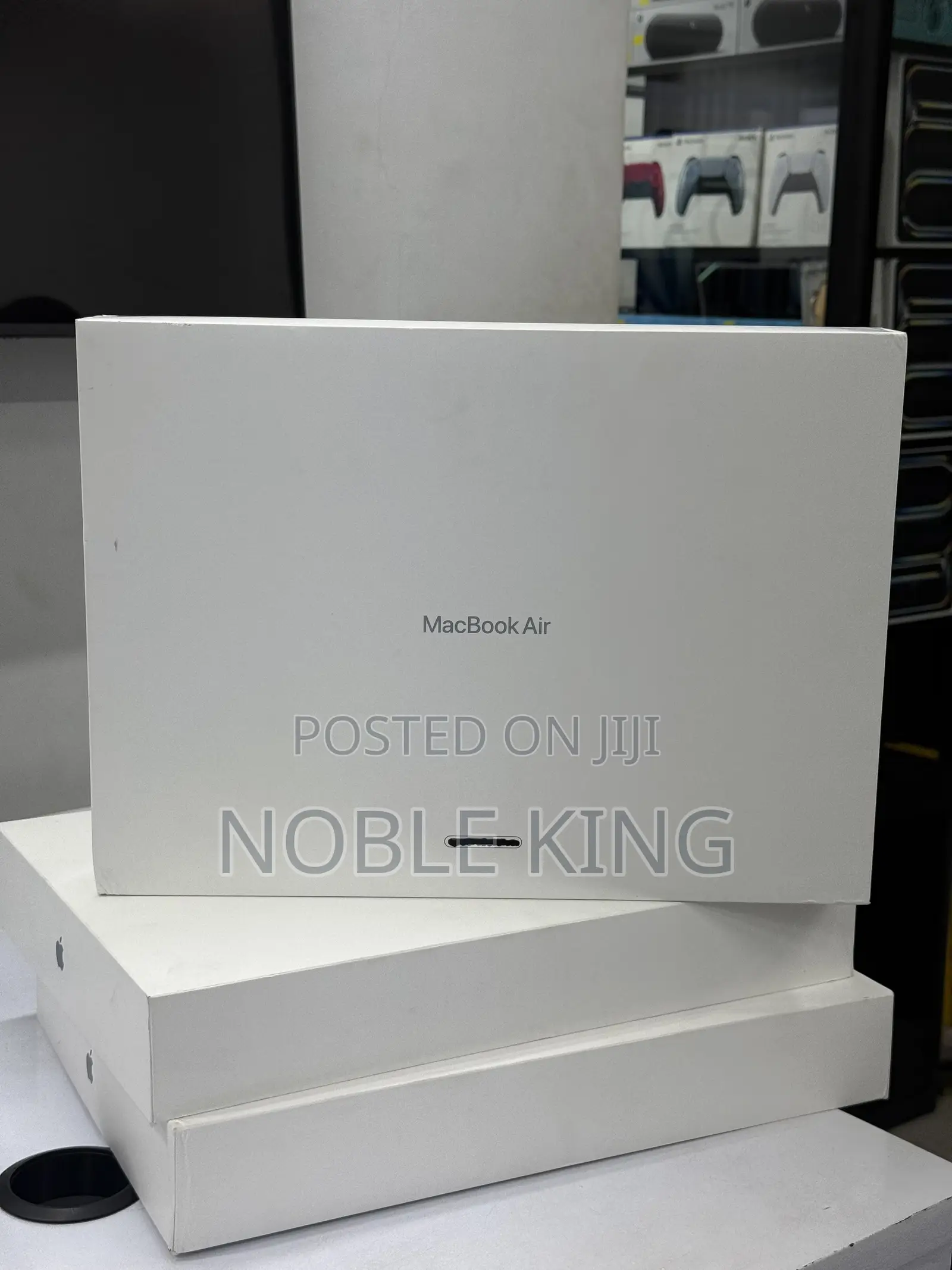 New Laptop Apple MacBook Air 2025 M4 16GB Apple M4 SSD 256GB