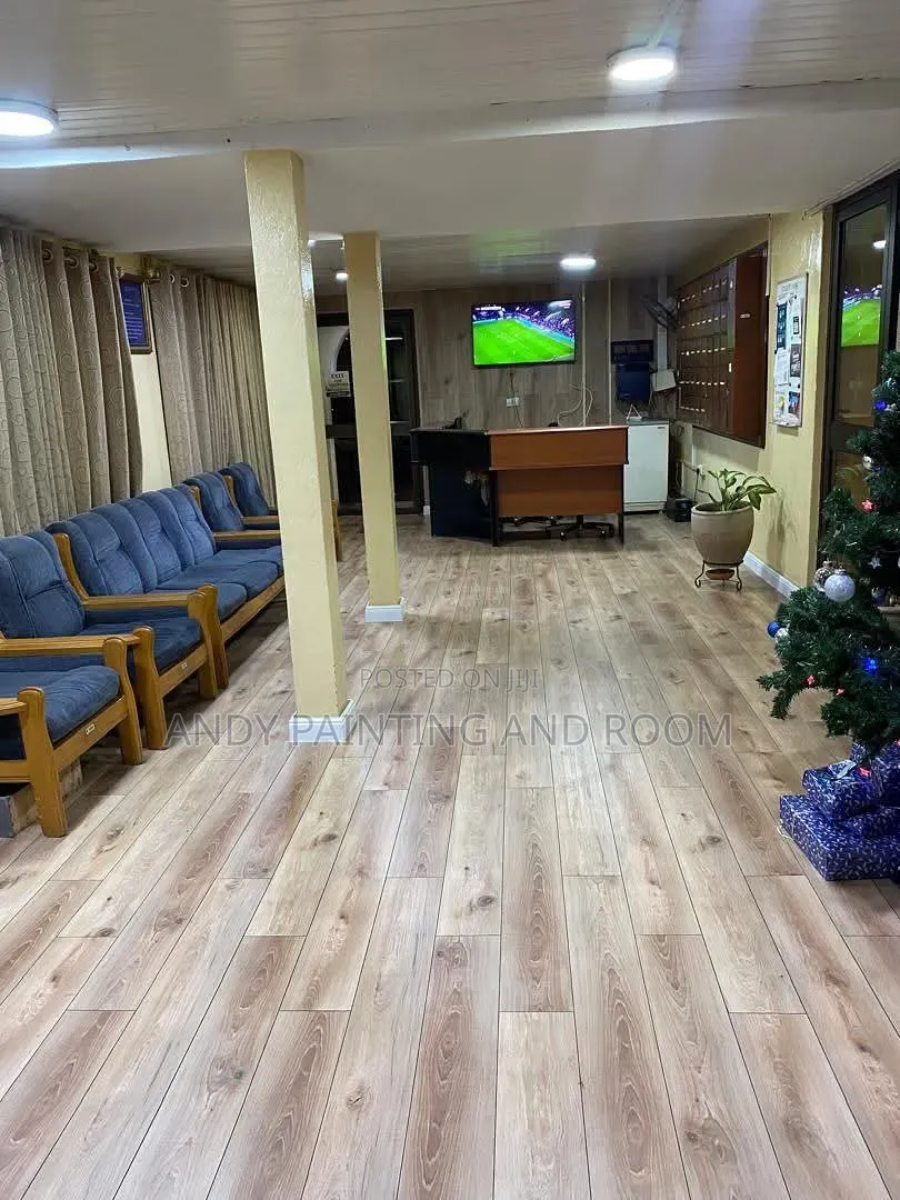 Waterproof Vinyl Flooring Installation – Perfect for Kitchens