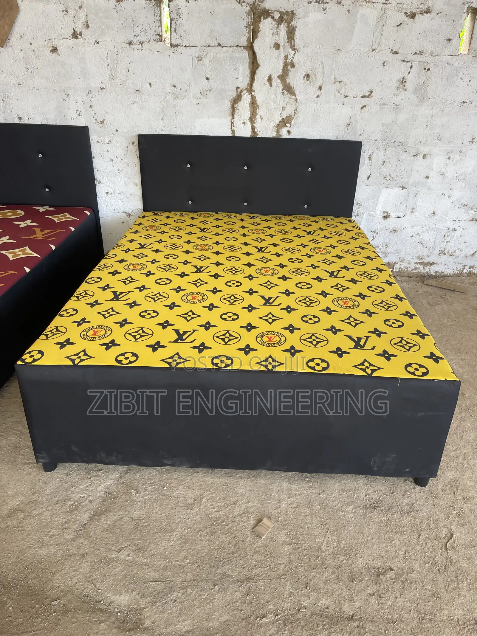 Adepa Double Bed