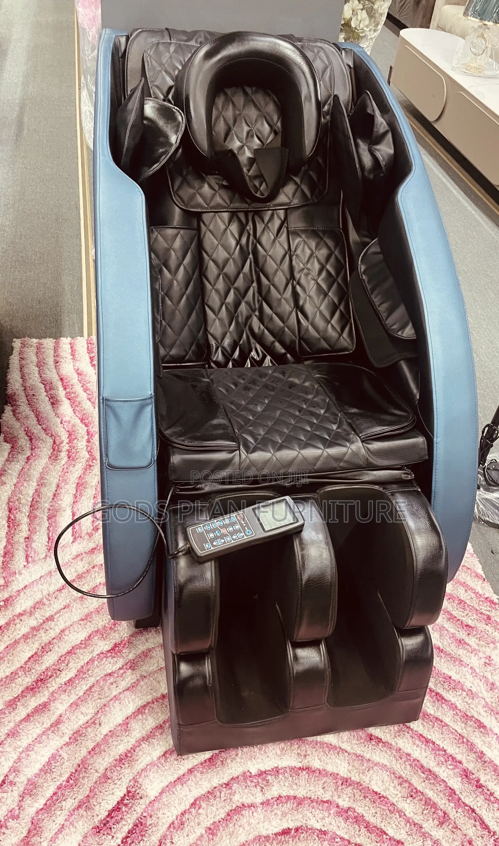 Massaging Sofa