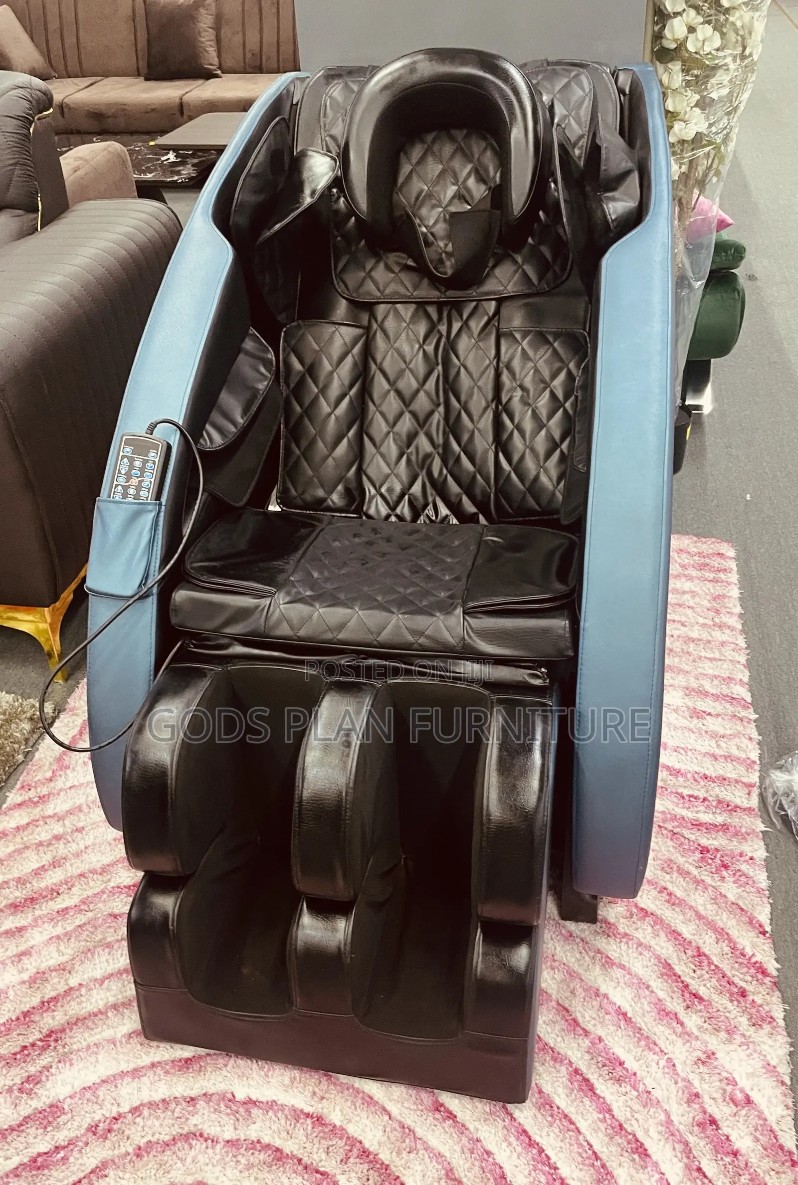 Massaging Sofa