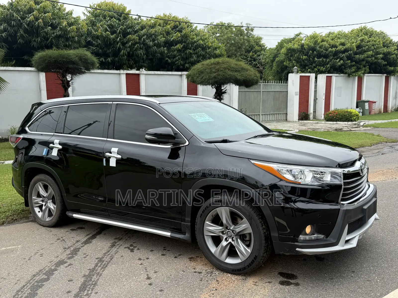 Toyota Highlander XLE V6 4x4 (3.5L 6cyl 6A) 2016 Black
