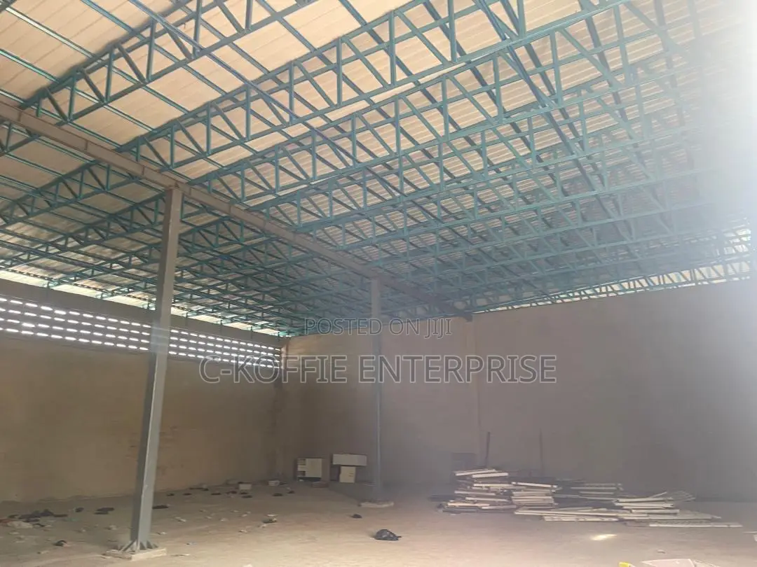 400 SQM Warehouse + Offices at Spintex for Rent