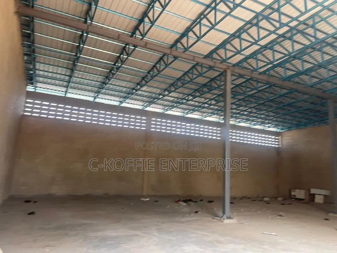 400 SQM Warehouse + Offices at Spintex for Rent