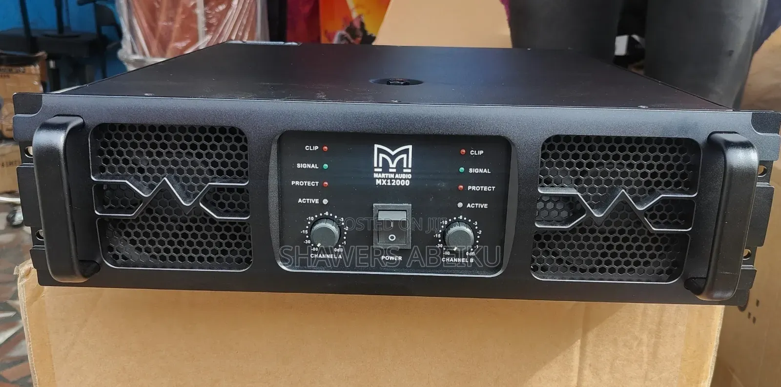 Mid Amplifier Martin Audio 1000watts 2in1