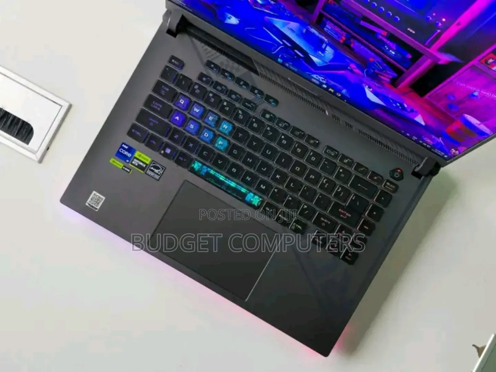 New Laptop Asus ROG Strix G17 32GB Intel Core i9 SSD 1T