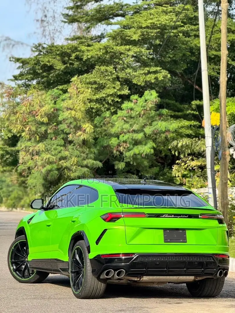 Lamborghini Urus Pearl Capsule 2021 Green