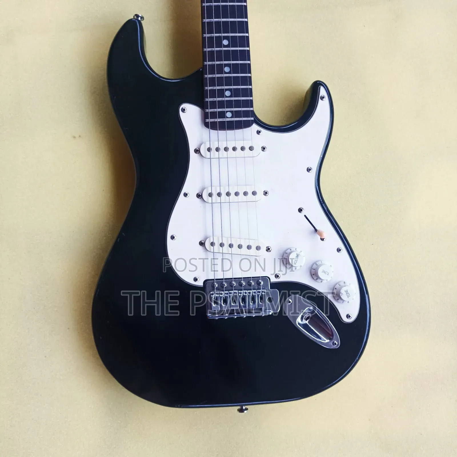 Sonora Electric Guitar