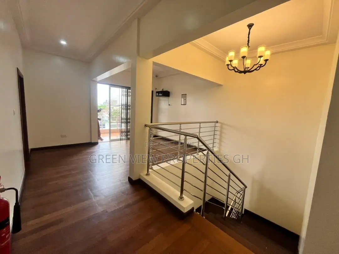 3bdrm Duplex in East Legon for rent