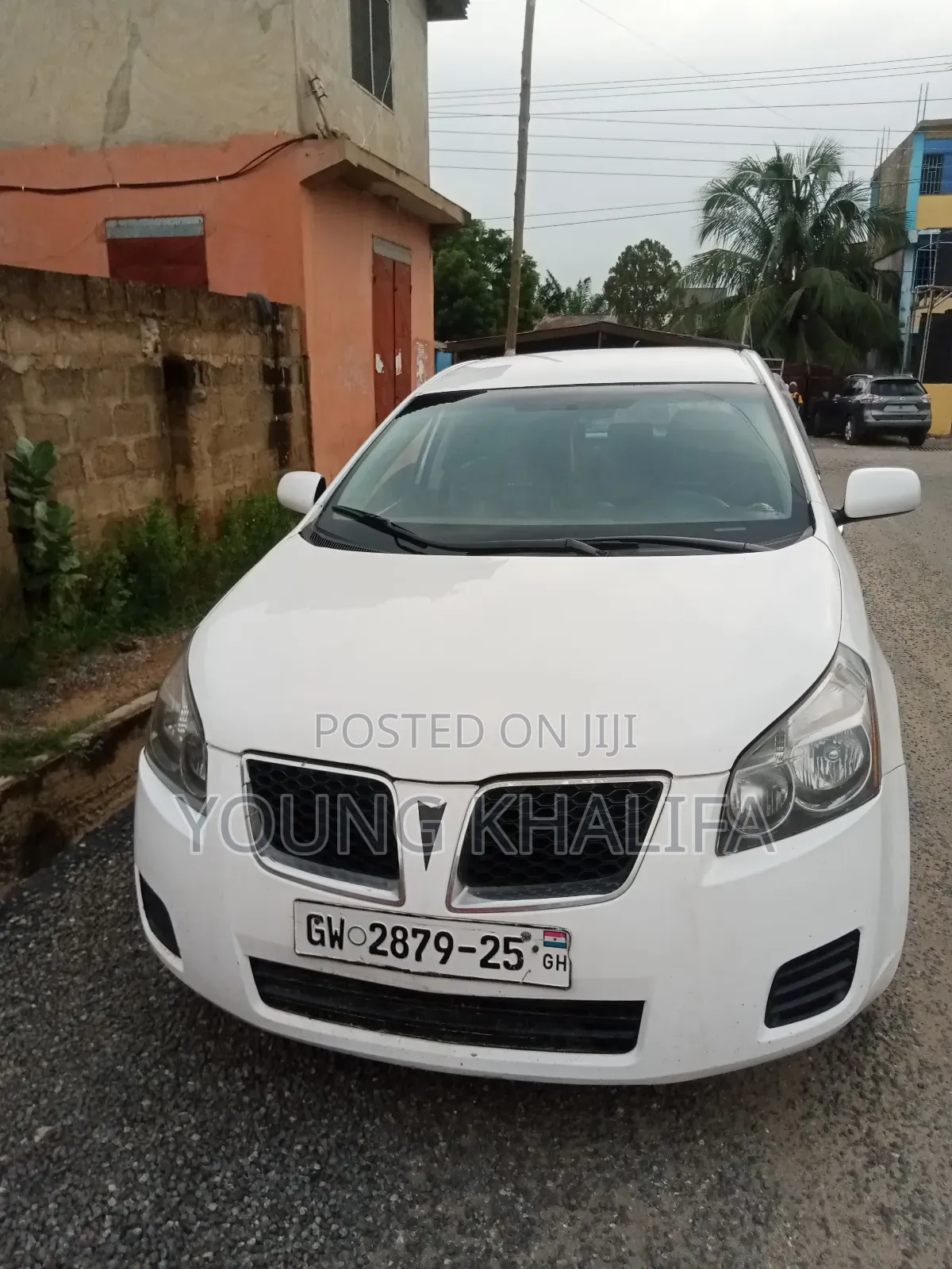 Pontiac Vibe 2010 White