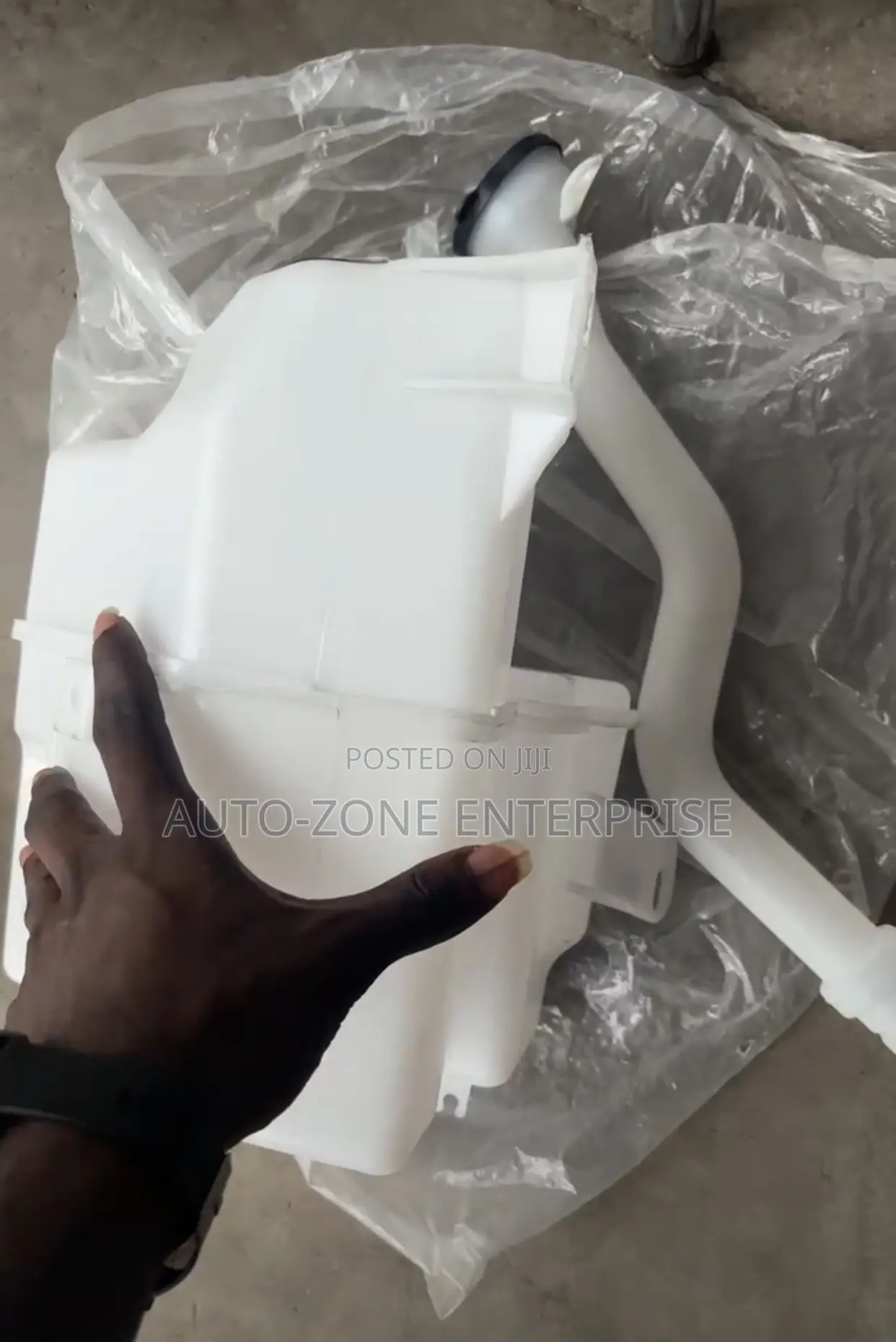 Toyota Rav4 Wiper Wash Reservoir Tank/Bottle