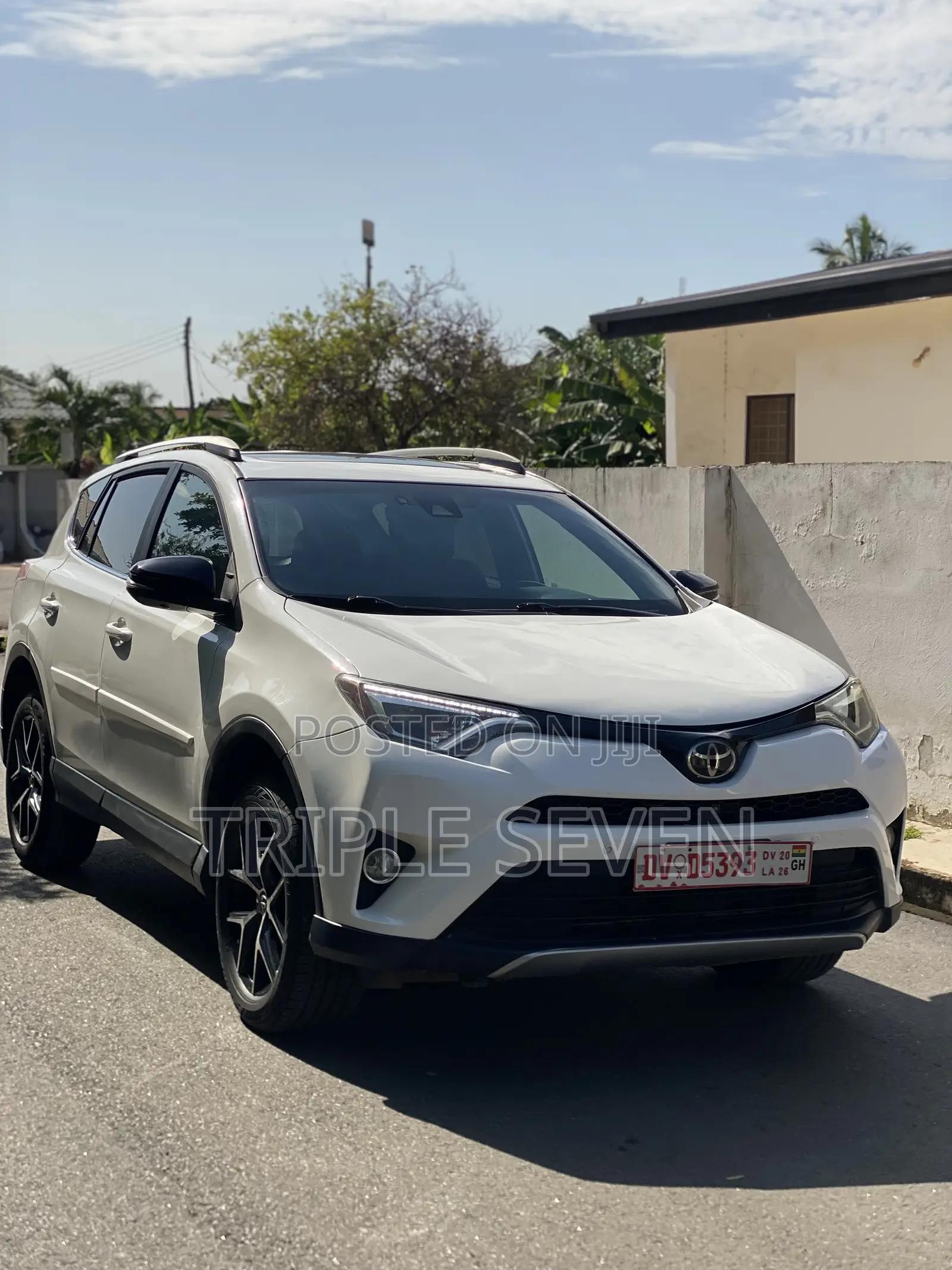 Toyota RAV4 SE 4dr SUV AWD (2.5L 4cyl 6A) 2018 White