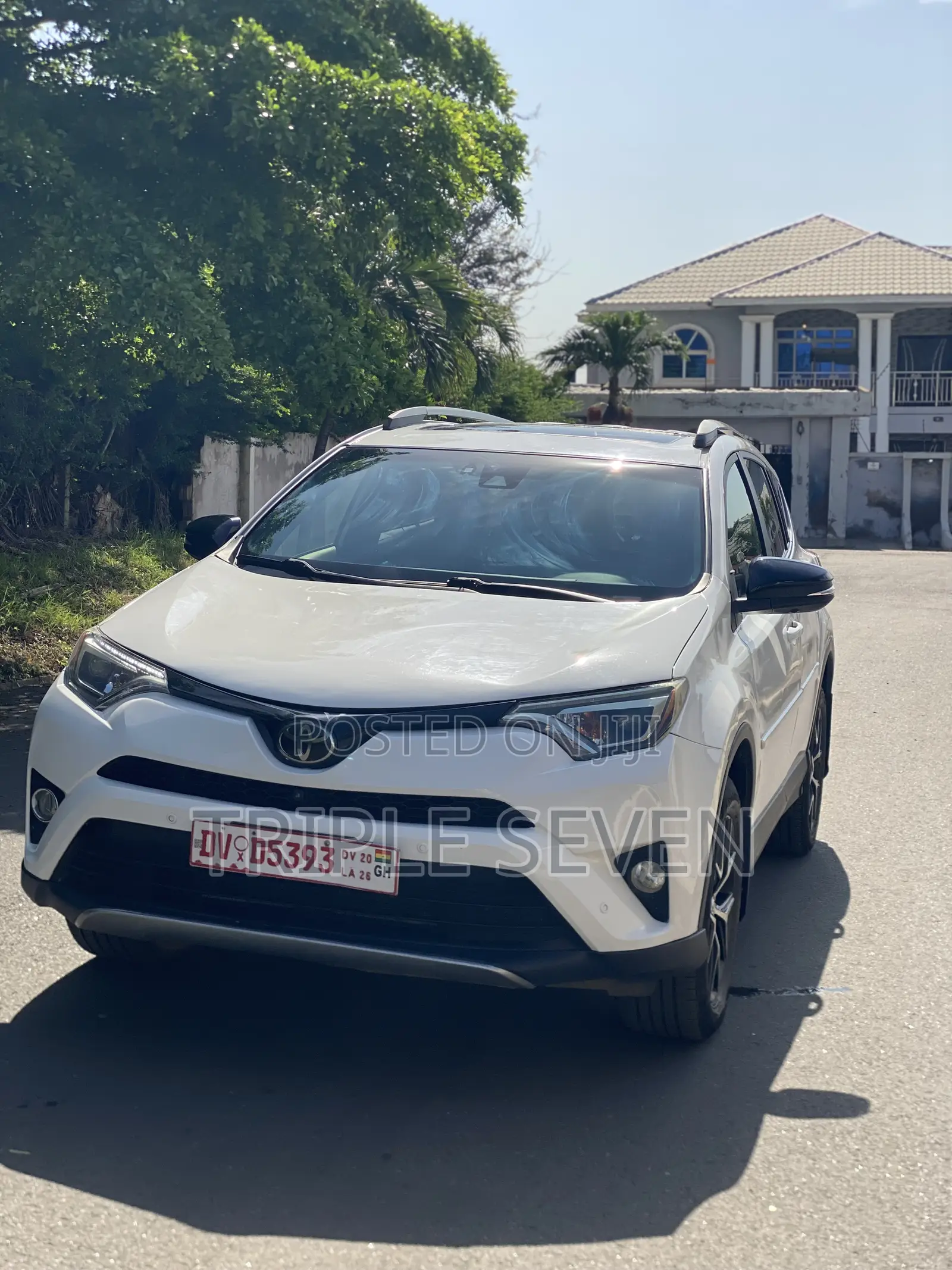 Toyota RAV4 SE 4dr SUV AWD (2.5L 4cyl 6A) 2018 White