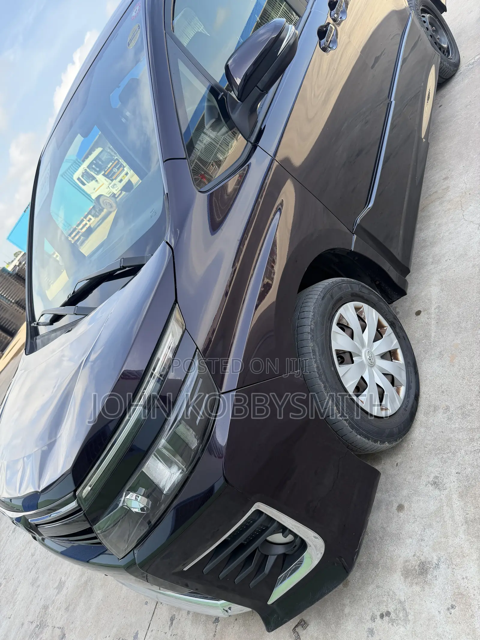 Toyota Voxy 2016 Beige