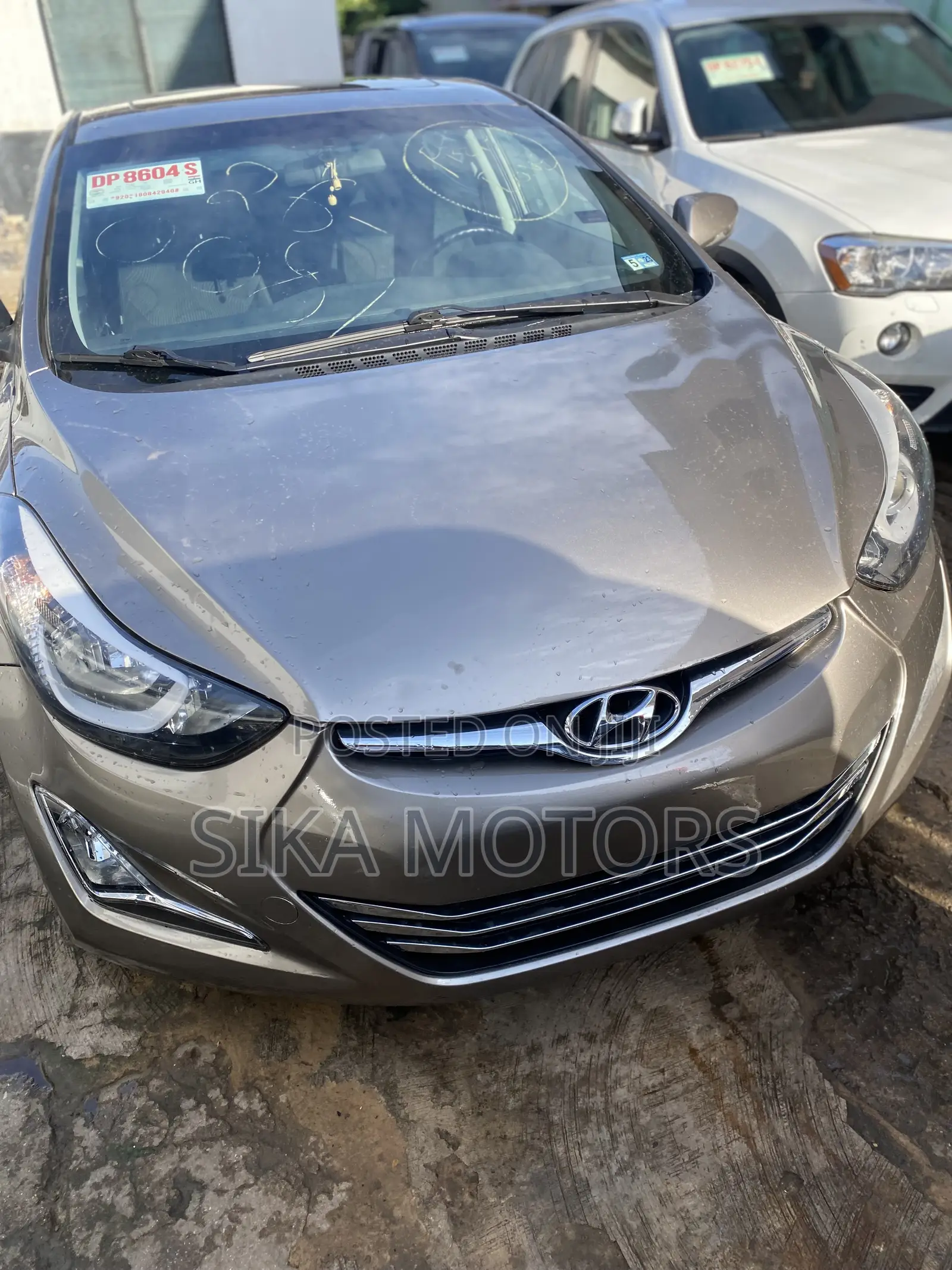 Hyundai Elantra 2017 Gold