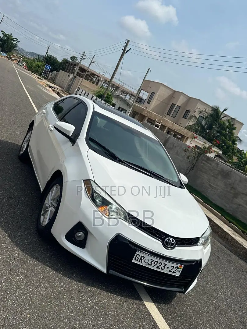 Toyota Corolla 2016 White