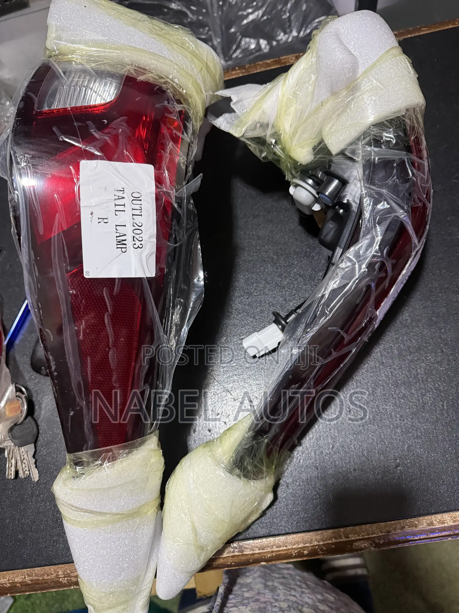 Outlander 2023 Taillight Pair
