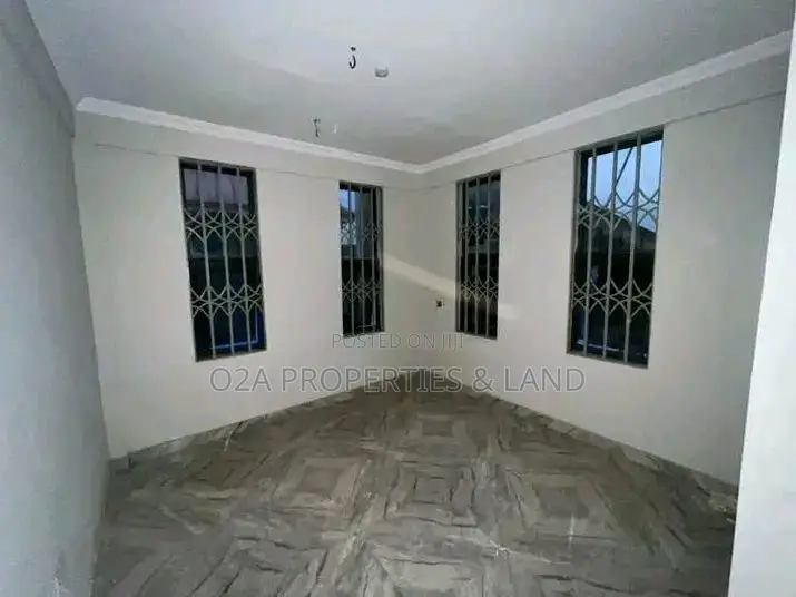 2bdrm Apartment in School Junction for rent