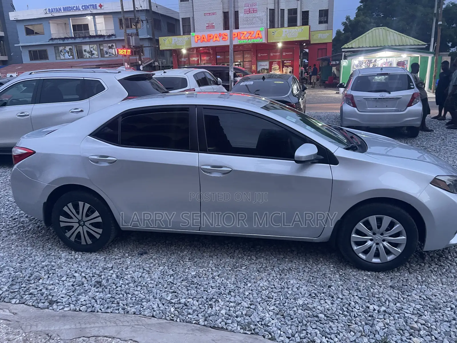 Toyota Corolla LE Eco 4dr Sedan (1.8L 4cyl CVT) 2015 Silver