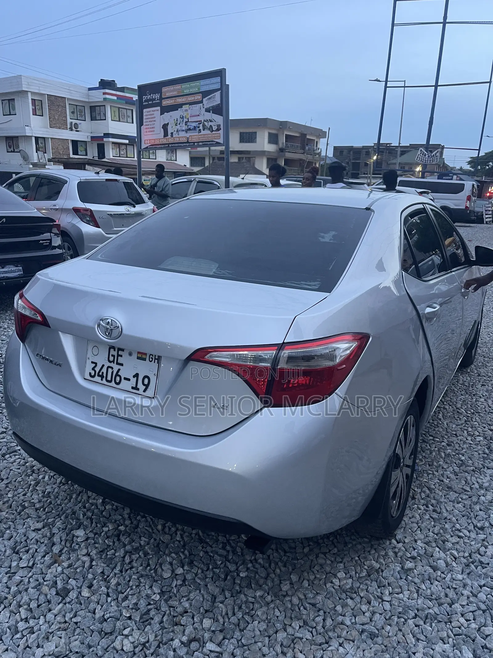 Toyota Corolla LE Eco 4dr Sedan (1.8L 4cyl CVT) 2015 Silver