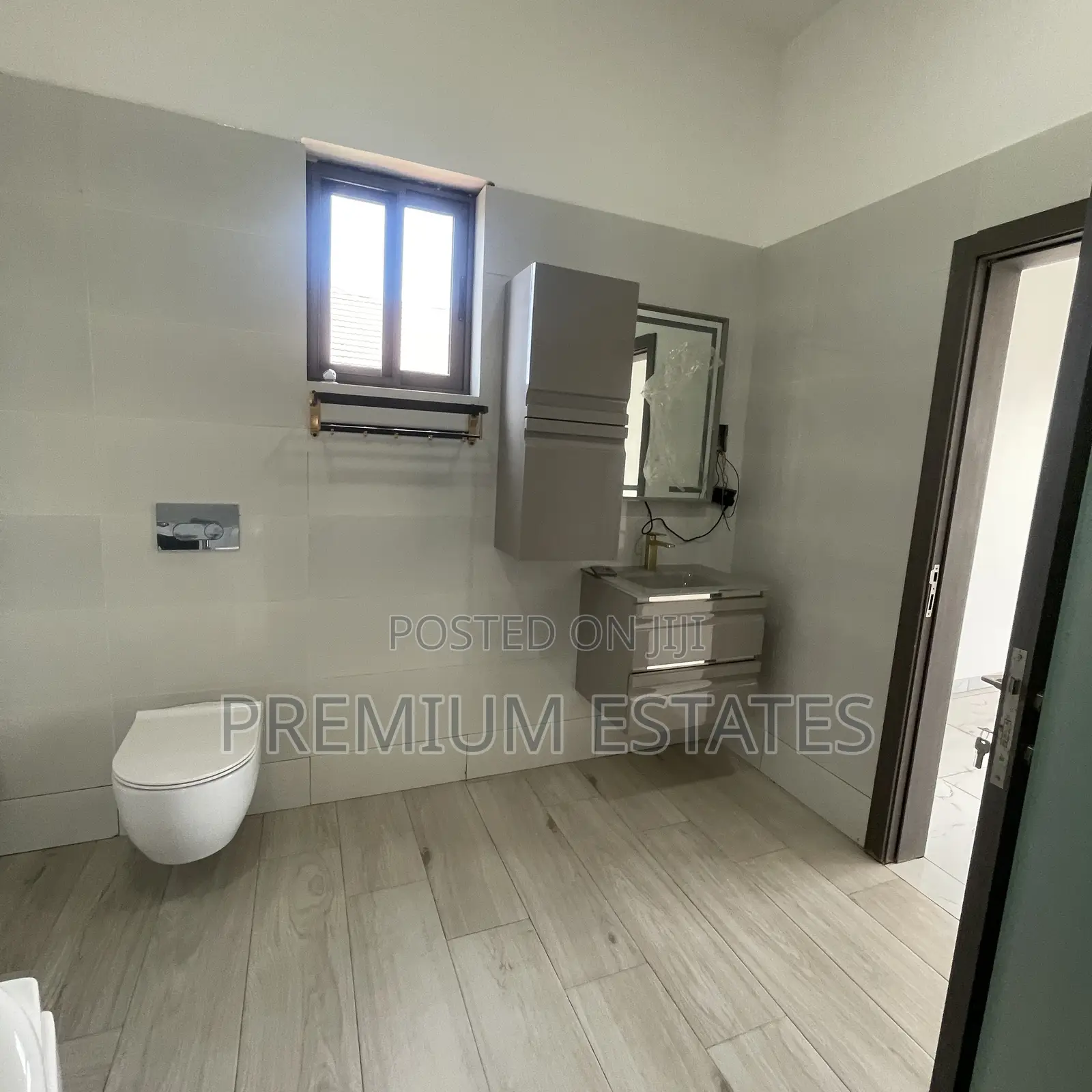4bdrm House in East Legon Hills for sale