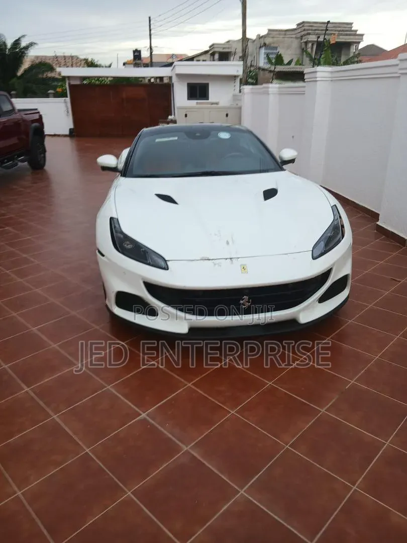 Ferrari 488 GTB 2023 White