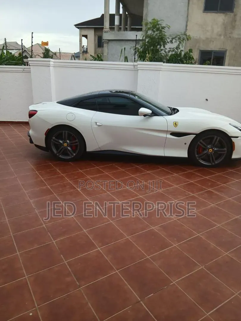 Ferrari 488 GTB 2023 White