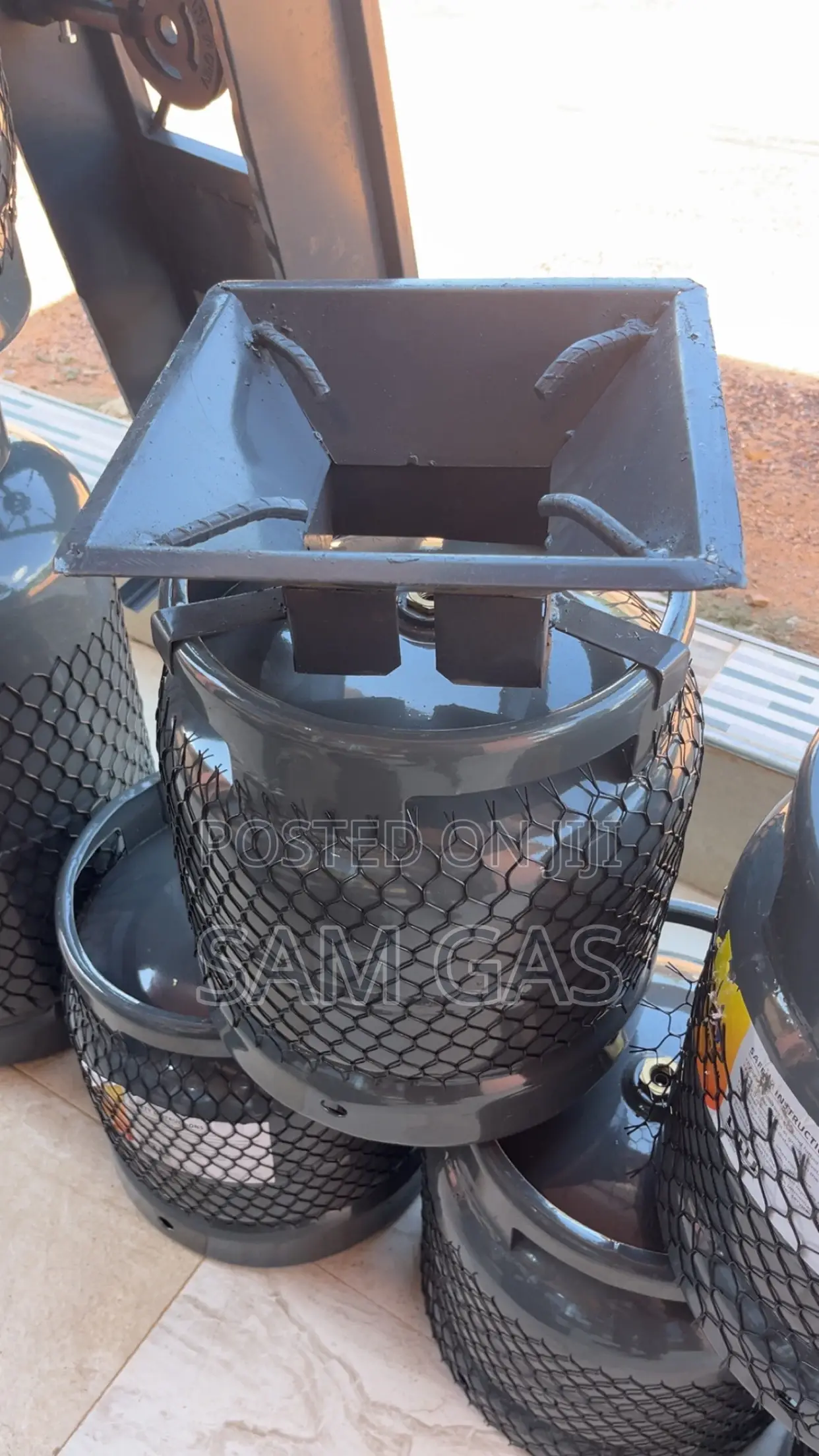Coalpot Style Wind Shield/Clamp for Direct Cylinders
