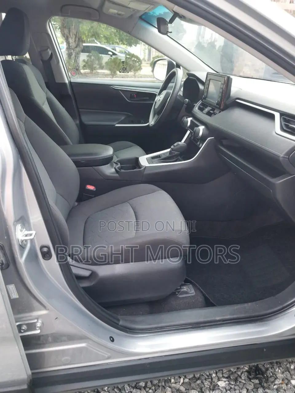 Toyota RAV4 LE 2021 Gray