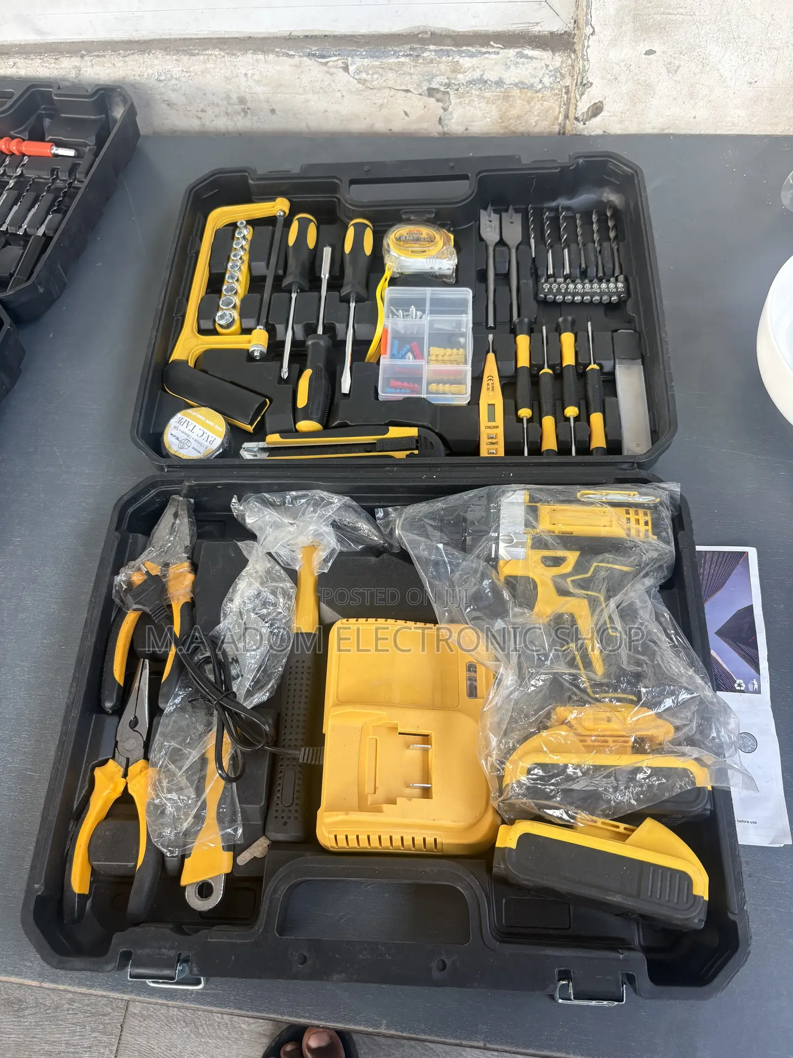 Lithium-ion Tools Box