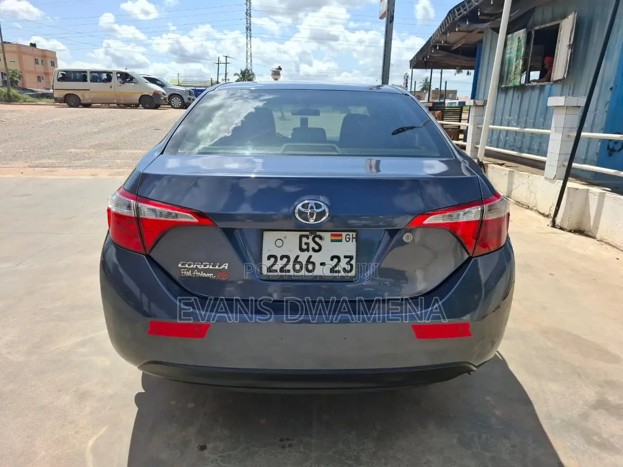 Toyota Corolla LE 4dr Sedan (1.8L 4cyl CVT) 2016 Gray