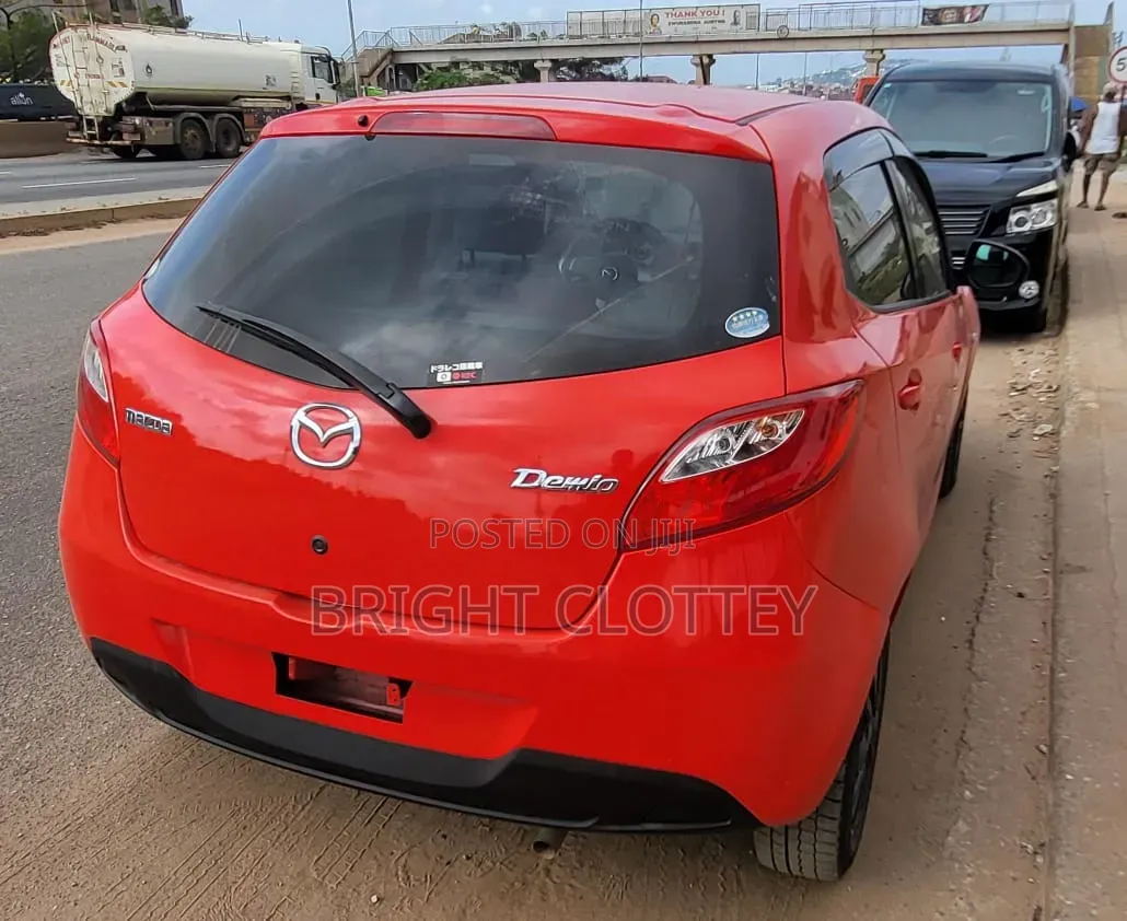 Mazda Demio 2010 Red