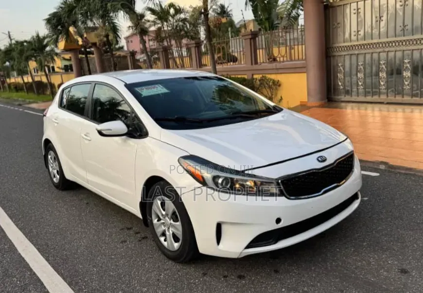 Kia Forte 2017 White
