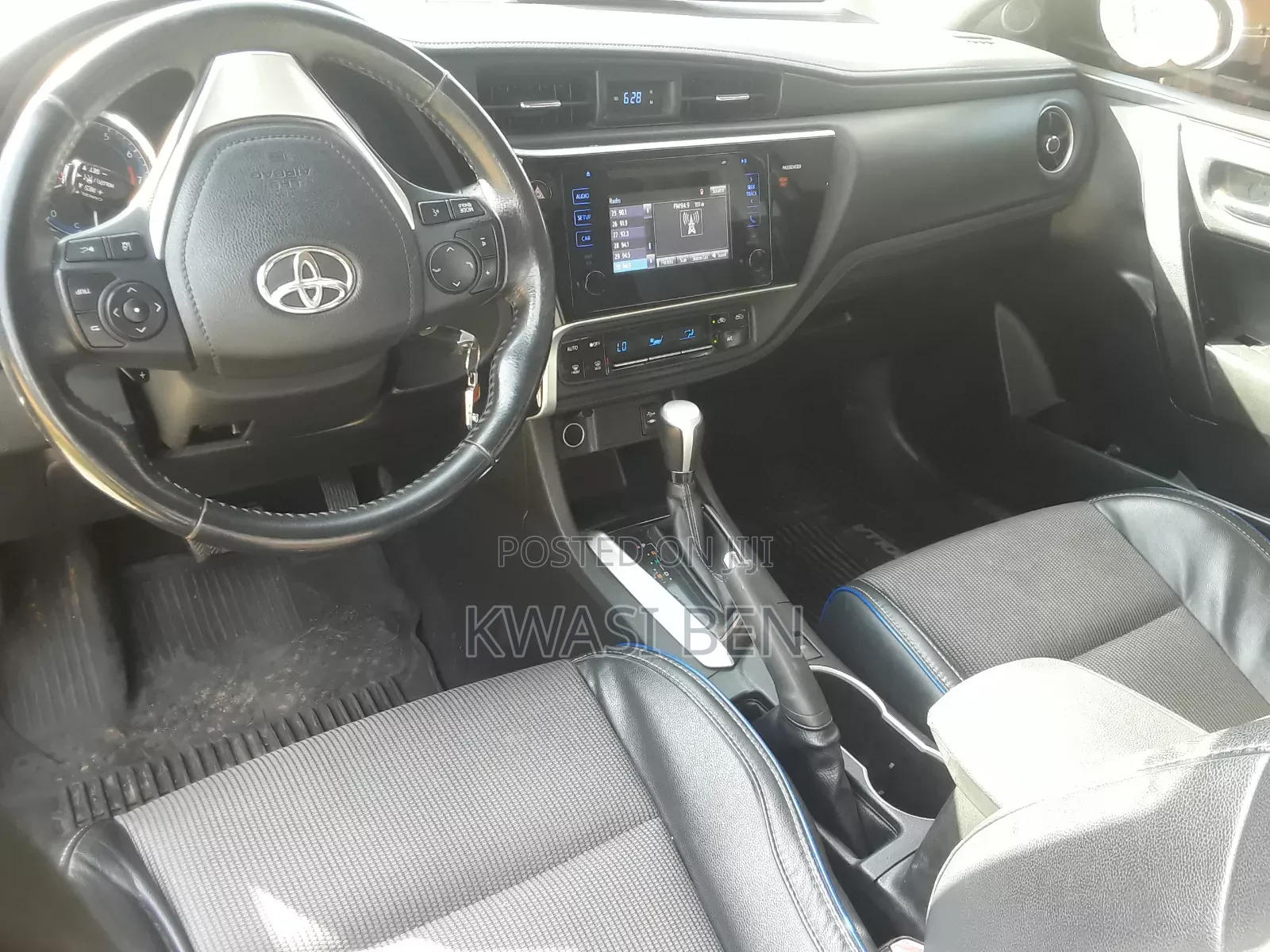 Toyota Corolla 2017 Gray