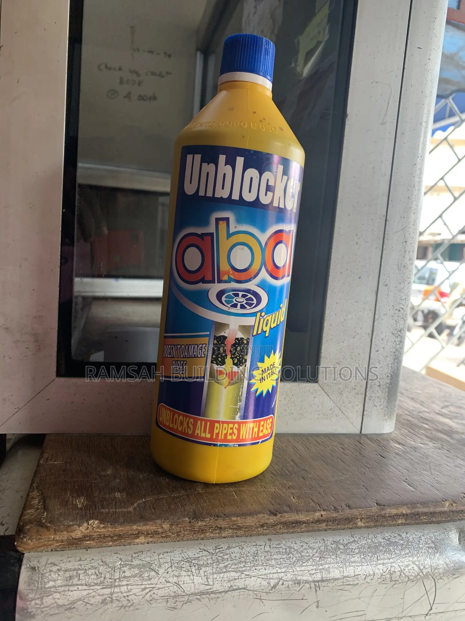 Powerful Drain Unblocker – Fast Effective Pipe Cleaning Solution