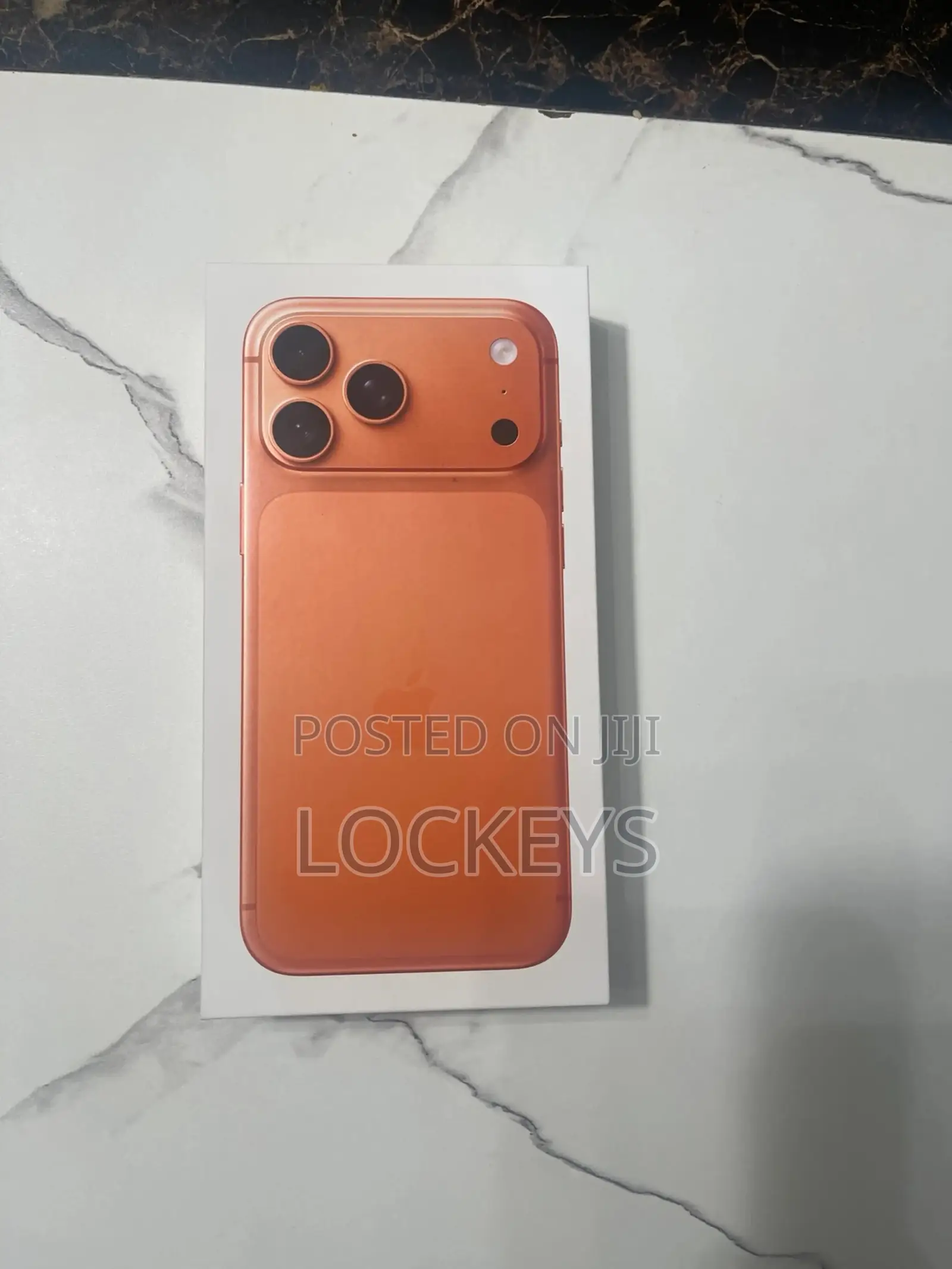 New Apple iPhone 17 Pro Max 1 TB Orange