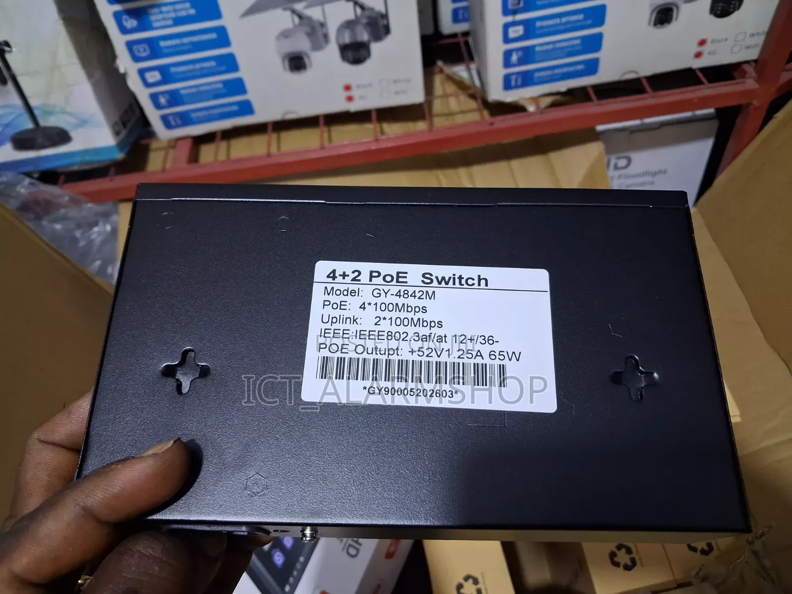 Poe Switch 4+2