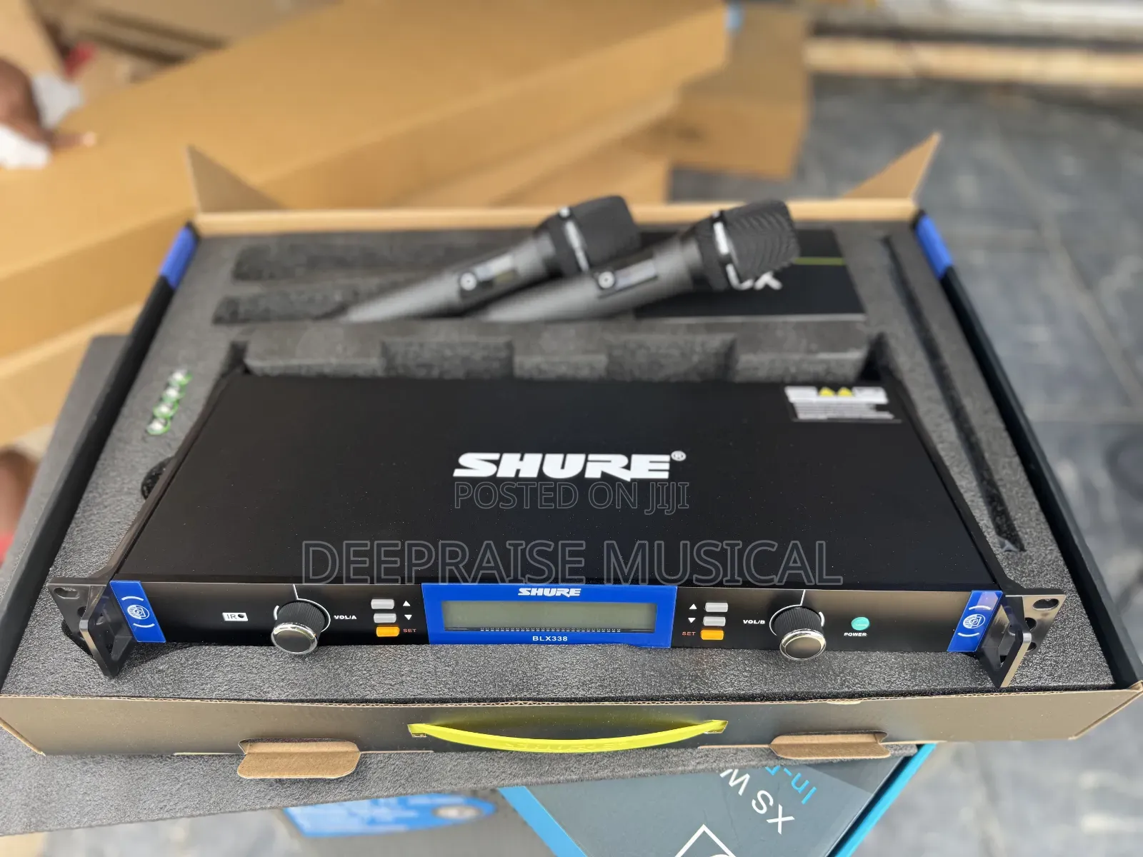 Shure Blx338 Wireless Microphone